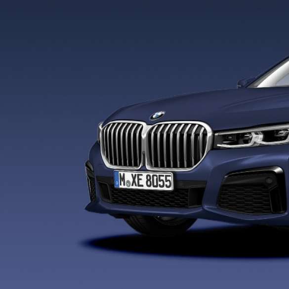You choose, we paint. BMW 745Le xDrive in BMW Individuallackierung Frozen Marina Bay Blue g11 BMW 745Le xDrive, stehend, in BMW Individuallackierung Frozen Marina Bay Blue g11