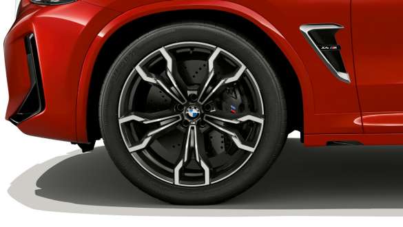 Jantes BMW M 21" en alliage léger, à rayons en V 765 M, exécution Jetblack bicolore, avec monte mixte BMW X4 M F98 jantes BMW M 21" en alliage léger, à rayons en V 765 M, exécution Jetblack bicolore, avec monte mixte en gros plan