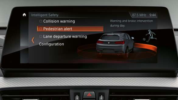 Driving Assistant Pack Plus de la BMW X2 F39 Driving Assistant Pack Plus de la BMW X2 2020 F39; intérieur, tableau de bord