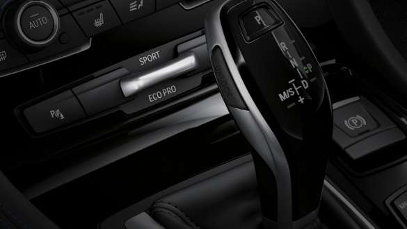 Pulsante di selezione della modalità di guida della BMW Serie 2 Gran Tourer Pulsante di selezione della modalità di guida della BMW Serie 2 Gran Tourer F46 2018