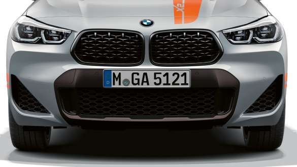 Prese d’aria della BMW X2 F39 Prese d’aria della BMW X2 F39 2020 Brooklyn Grey vista anteriore