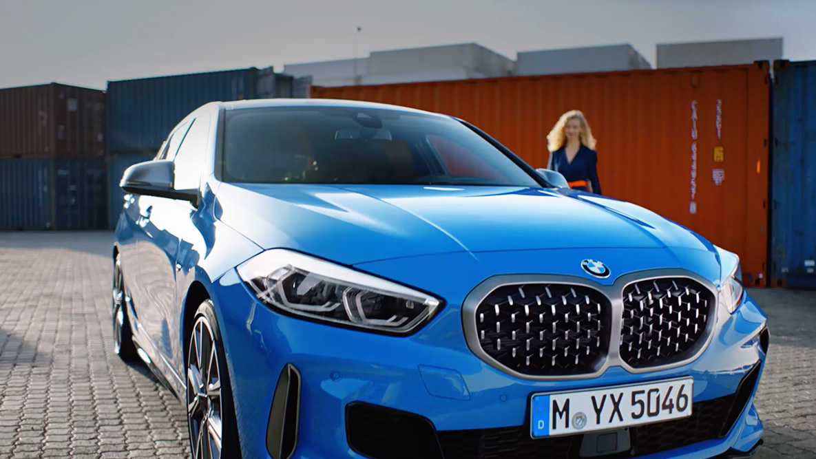 BMW Intelligent Personal Assistant. F40 BMW 1er mit Sprachassistent BMW Intelligent Personal Assistant. F40