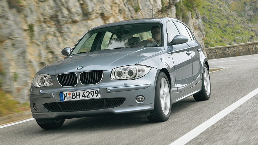 https://www.bmw.ch/content/dam/bmw/common/all-models/1-series/series-overview/bmw-1-series-sedan-ms-e87.jpg