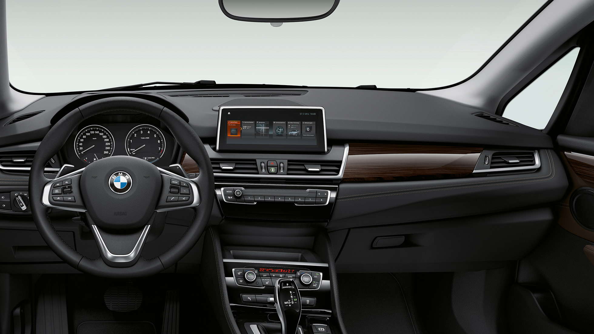 Cockpit BMW 2er Active Tourer Modell Luxury Line F45 Cockpit BMW 2er Active Tourer Modell Luxury Line 225i xDrive F45 2018