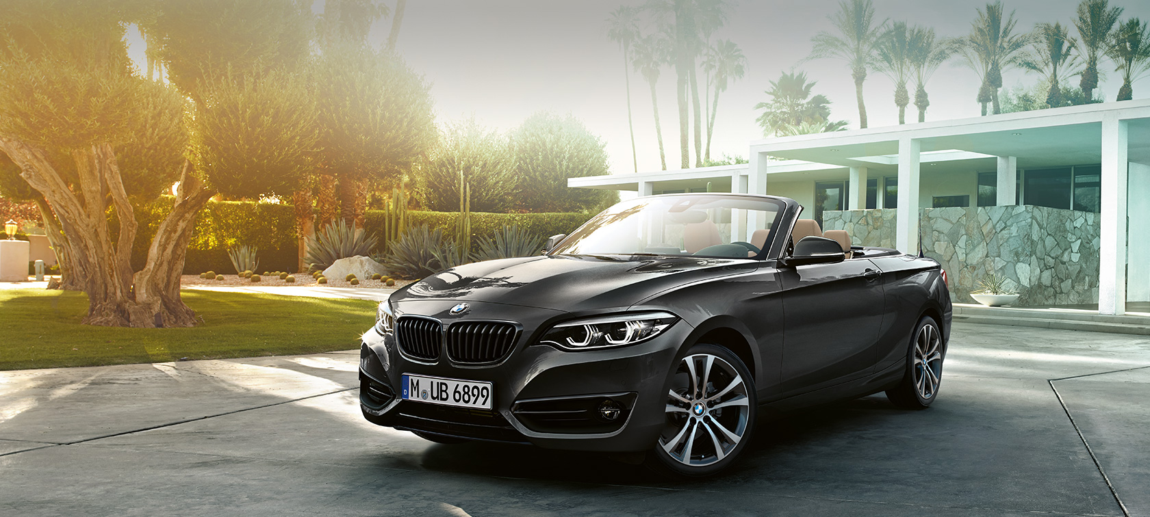 BMW Série 2 Cabriolet, vue de trois quarts face BMW Série 2 Cabriolet, vue de trois quarts face