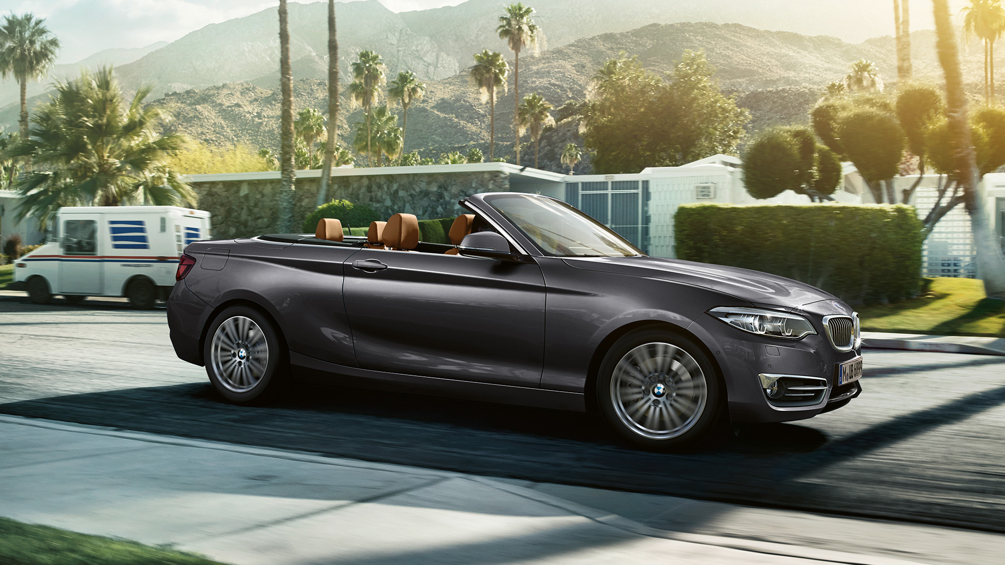 BMW 2er Cabrio, seitlicher Fahrschuss BMW 2er Cabrio, seitlicher Fahrschuss