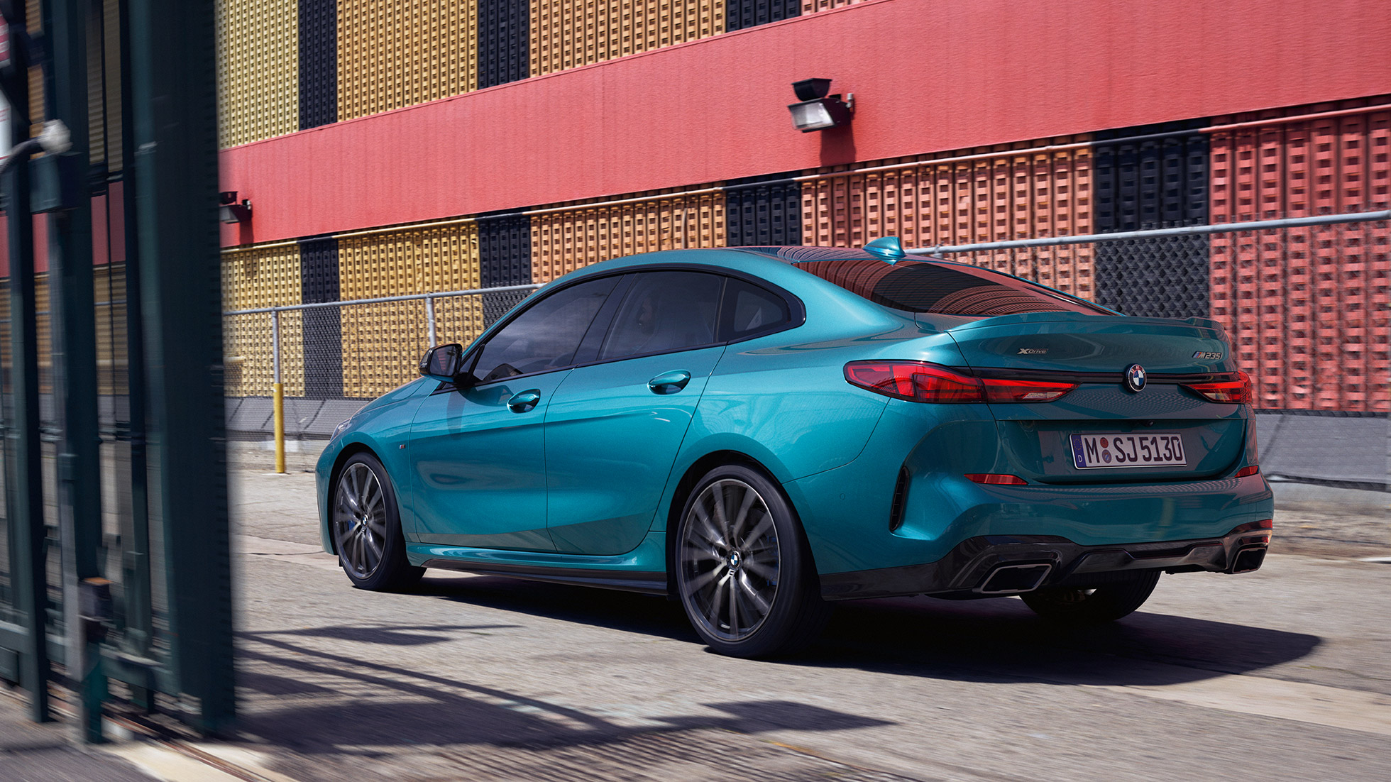 Video BMW 2er Gran Coupé F44 Video BMW 2er Gran Coupé F44 Snapper Rocks Blau metallic Exterieur