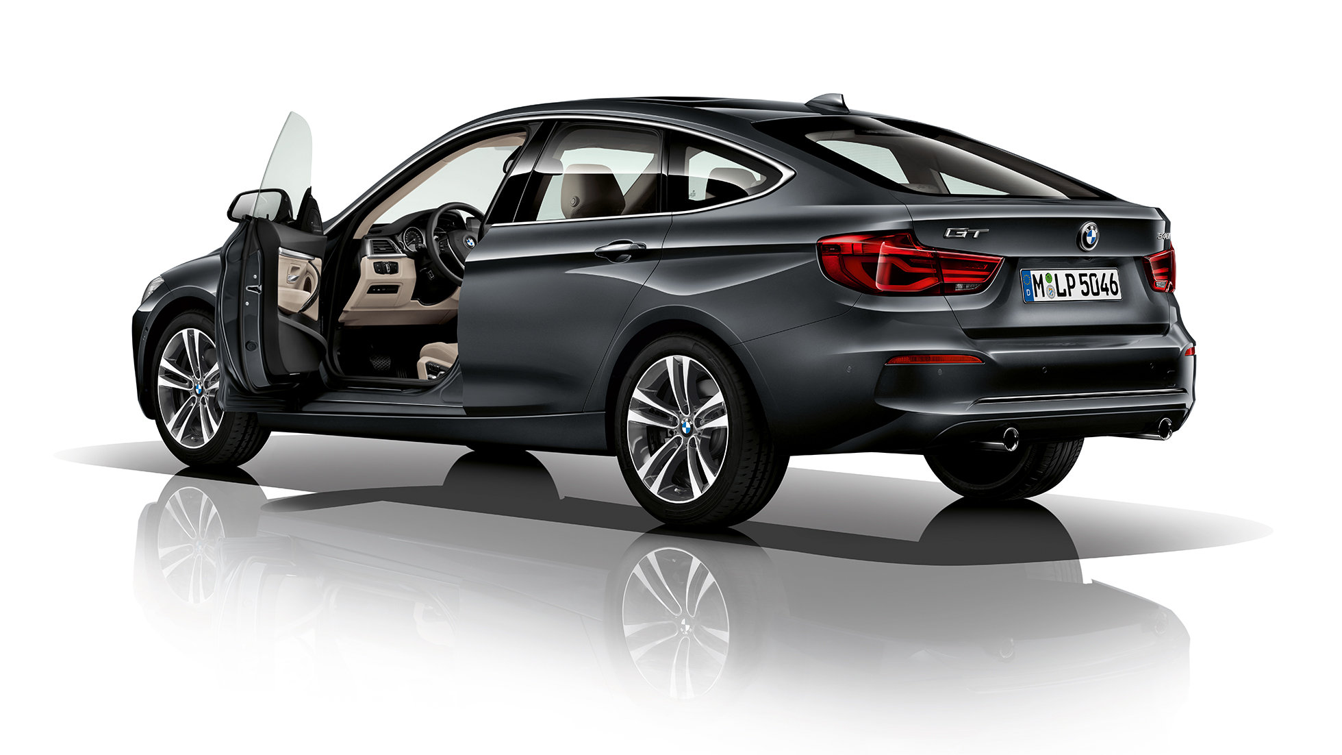 BMW Serie 3 Gran Turismo, Versione Sport Line, ripresa posteriore a tre quarti BMW Serie 3 Gran Turismo, Versione Sport Line, ripresa posteriore a tre quarti