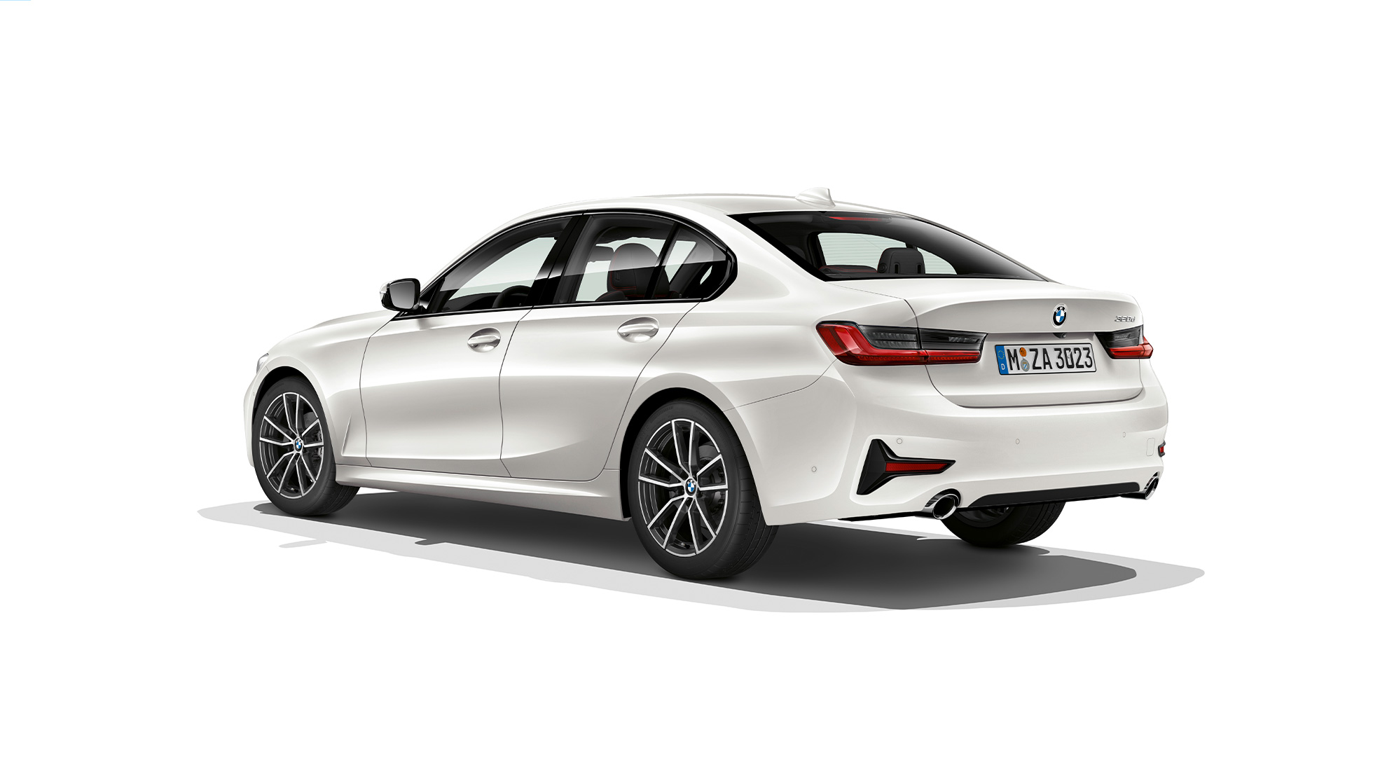 BMW Série 3 Berline, poupe du Modèle Sport. G20 Vue de trois-quarts arrière de la BMW Série 3 Berline dotée de l’équipement du Modèle Sport. G20