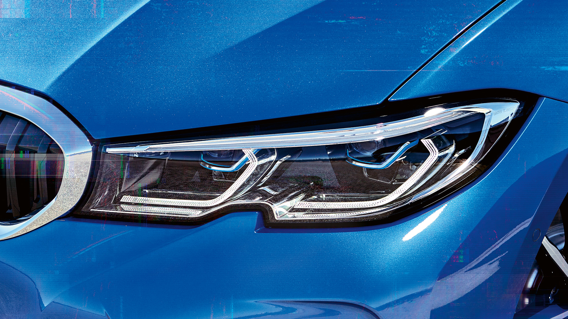 BMW Serie 3 Berlina, BMW Laserlight G20 Primo piano laterale del gruppo ottico anteriore destro con BMW Laserlight. G20