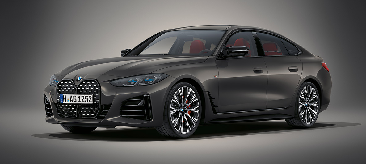 BMW Serie 4 Gran Coupé G26 2021 BMW Individual Dravit Grey metallizzato BMW Serie 4 Gran Coupé G26 2021 BMW Individual Dravit Grey metallizzato Vista anteriore a tre quarti ferma