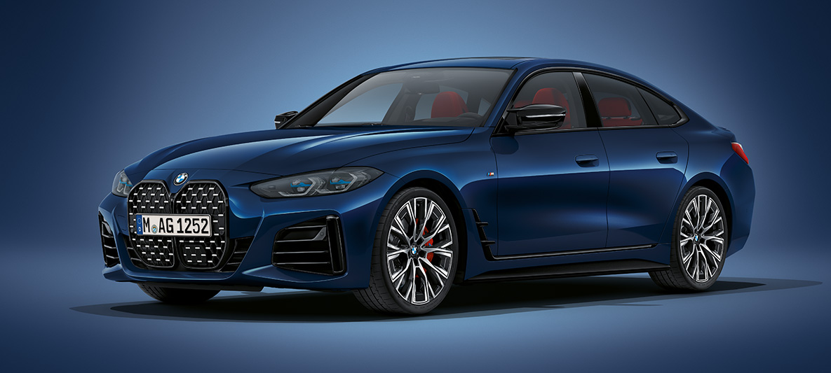 BMW Serie 4 Gran Coupé G26 2021 BMW Individual Tansanite Blue metallizzato BMW Serie 4 Gran Coupé G26 2021 BMW Individual Tansanite Blue metallizzato Vista anteriore a tre quarti ferma