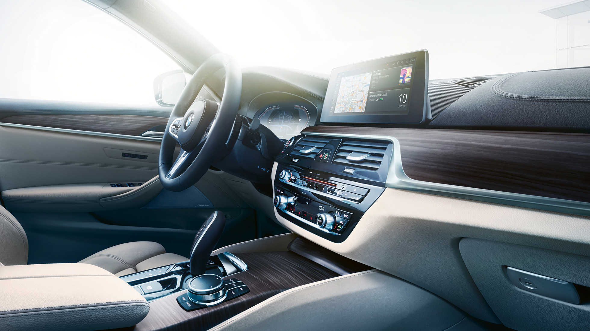 Systèmes d’assistance BMW Série 5 Touring. Systèmes d'assistance aperçus de la BMW Série 5 Touring 530d xDrive Touring G31 Mediterranblau metallic poste de conduite