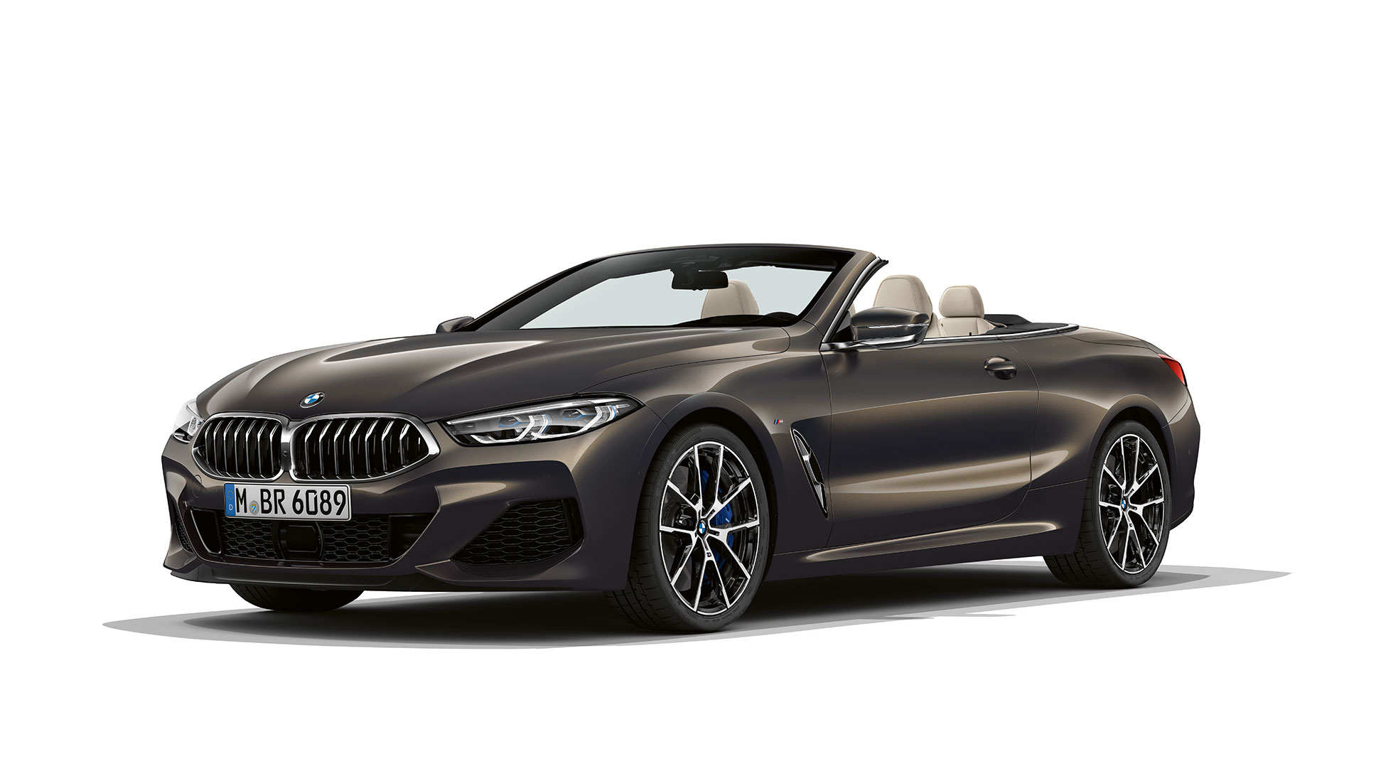 BMW M850i xDrive Dravitgrau metallic, vue de trois quarts avant. G14 BMW M850i xDrive Dravitgrau metallic, vue de trois quarts avant. G14