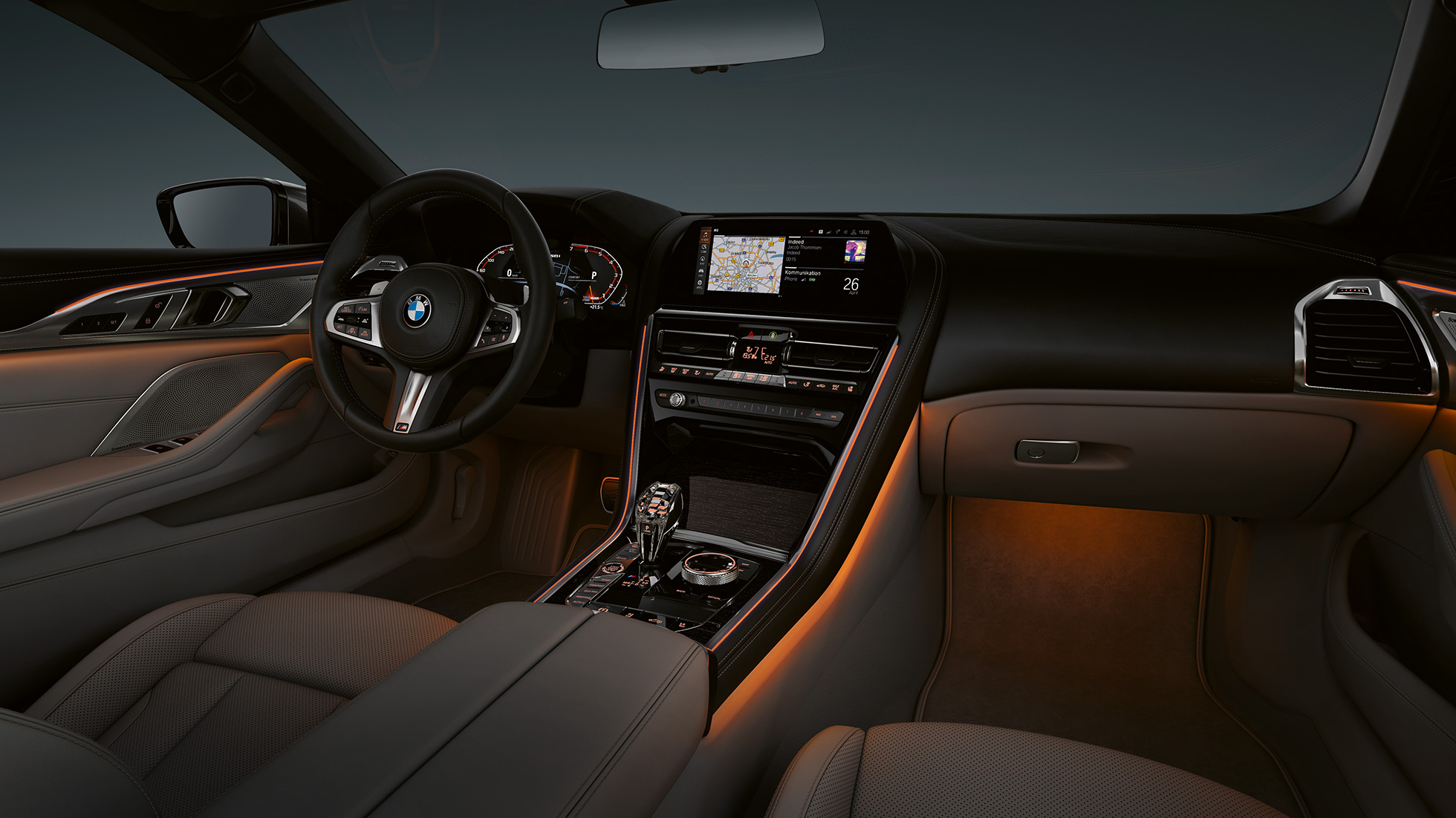 Interni della BMW M850i xDrive, Ambient Light. Interni della BMW M850i xDrive, Ambient Light.