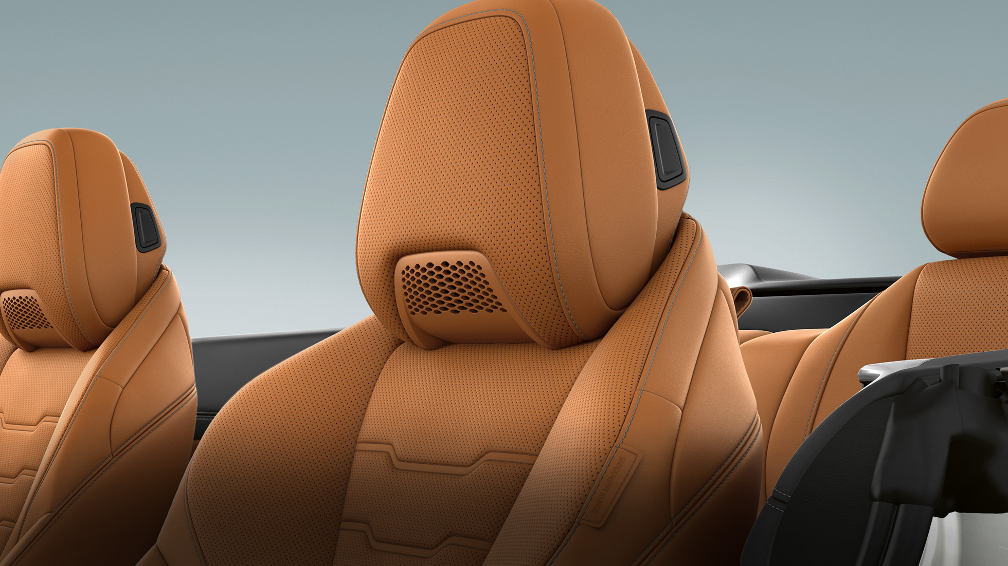 BMW M850i xDrive, sedile multifunzione con air collar, Pelle Merino Cognac. BMW M850i xDrive, sedile multifunzione con air collar, Pelle Merino Cognac.