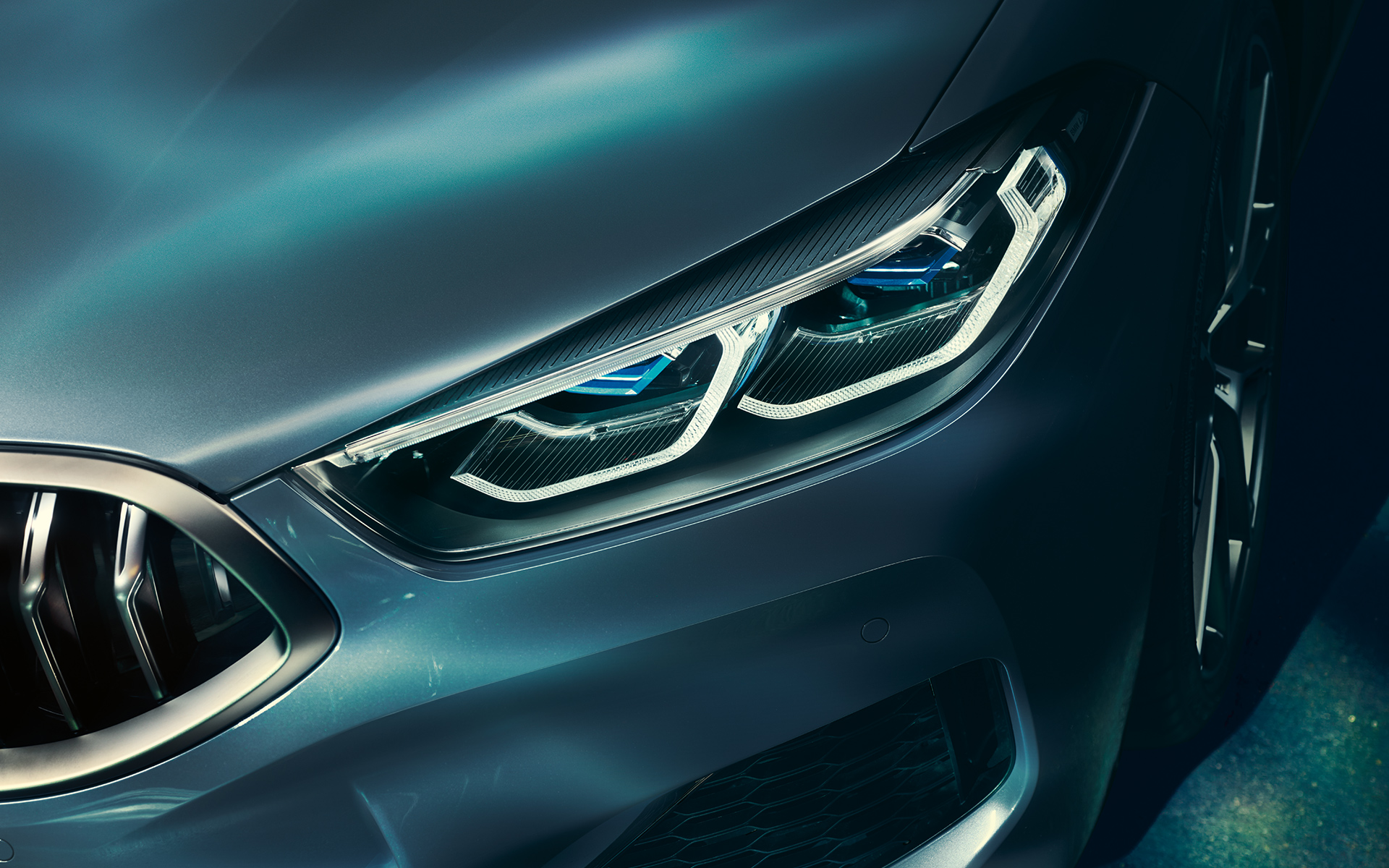 BMW Serie 8 Coupé, luce laser Primo piano delle luci laser della BMW Serie 8 Coupé.
