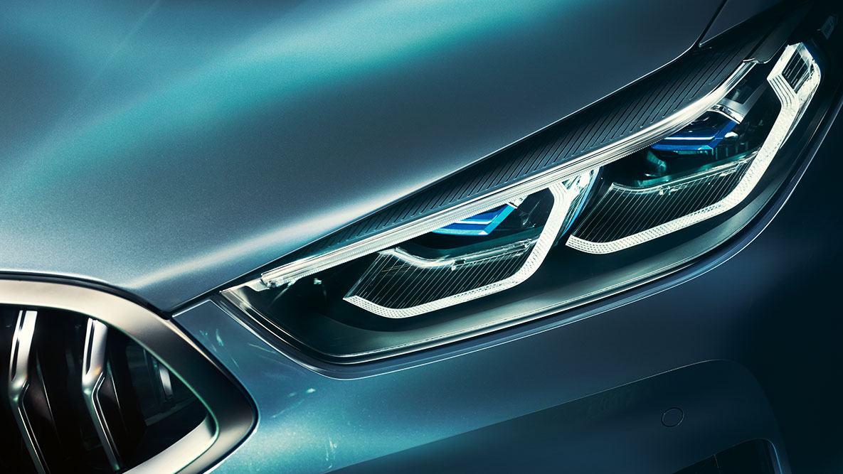 BMW Série 8 Coupé, Laserlight. G15 Détail : les Laserlight sur la partie avant de la BMW Série 8 Coupé. G15