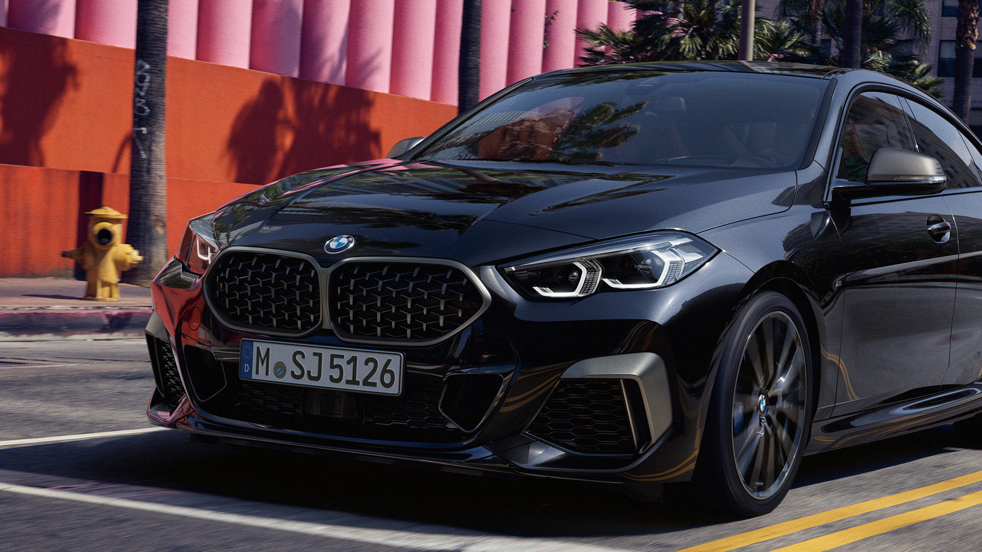 Frontdesign BMW M235i xDrive Gran Coupé F44 Frontdesign BMW M235i xDrive Gran Coupé 2020 Black Sapphire metallic F44 Dreiviertel-Frontansicht