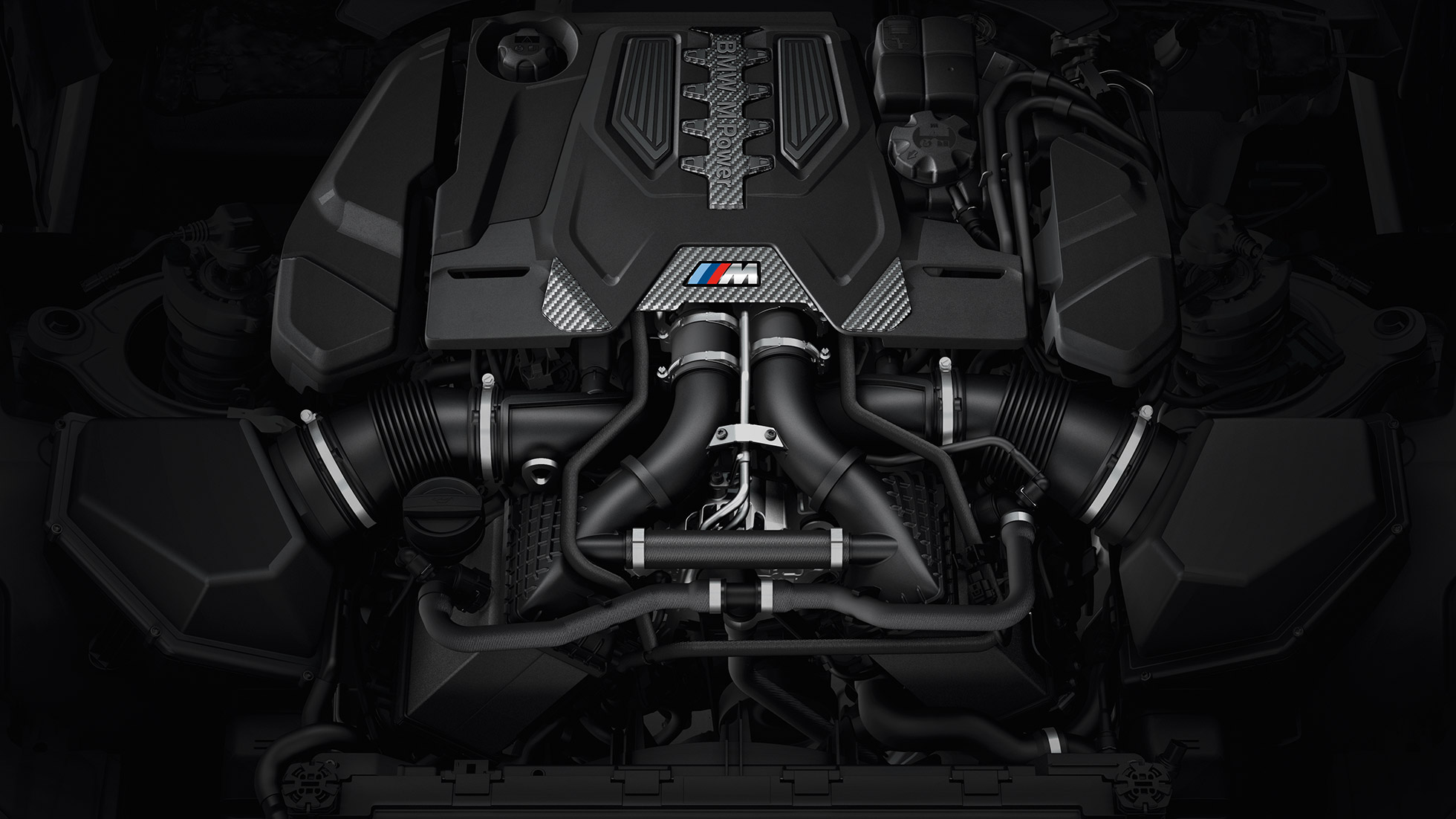 M TwinPower Turbo 8-Zylinder Benzinmotor. BMW M5 Competition Motor mit M Abdeckung.