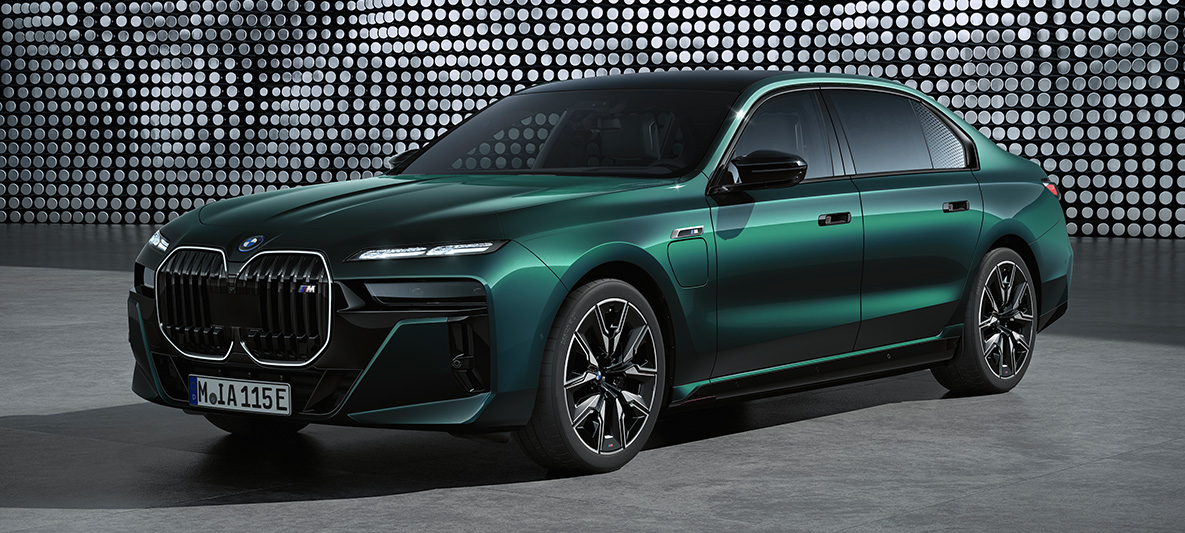 Aurora Diamond Green Sonderlackierungen BMW 7er M Automobile G70 BMW 7er M Automobile G70 Aurora Diamond Green Sonderlackierungen