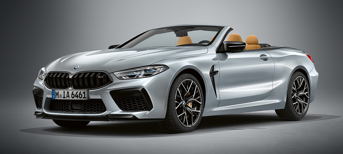 BMW Individual M8 Cabriolet in BMW Individual Pure metal Silver metallizzato. F91 BMW Individual M8 Cabriolet in BMW Individual Pure metal Silver metallizzato, vista frontale di tre quarti. F91