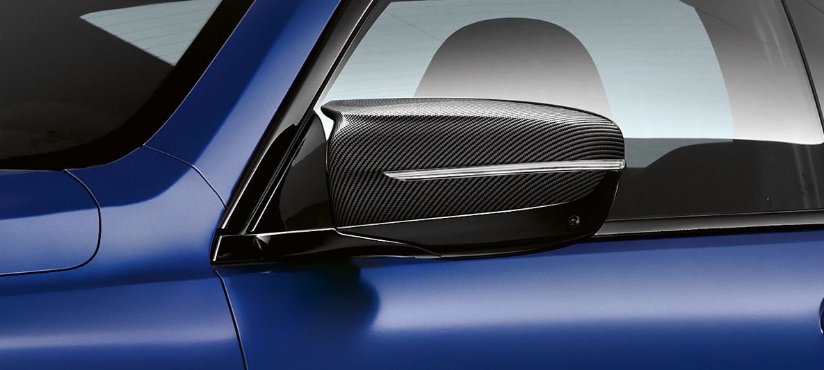Coques de rétroviseurs en Carbon. F92 BMW M8 Competition Coupé avec coques de rétroviseurs en Carbon. F92