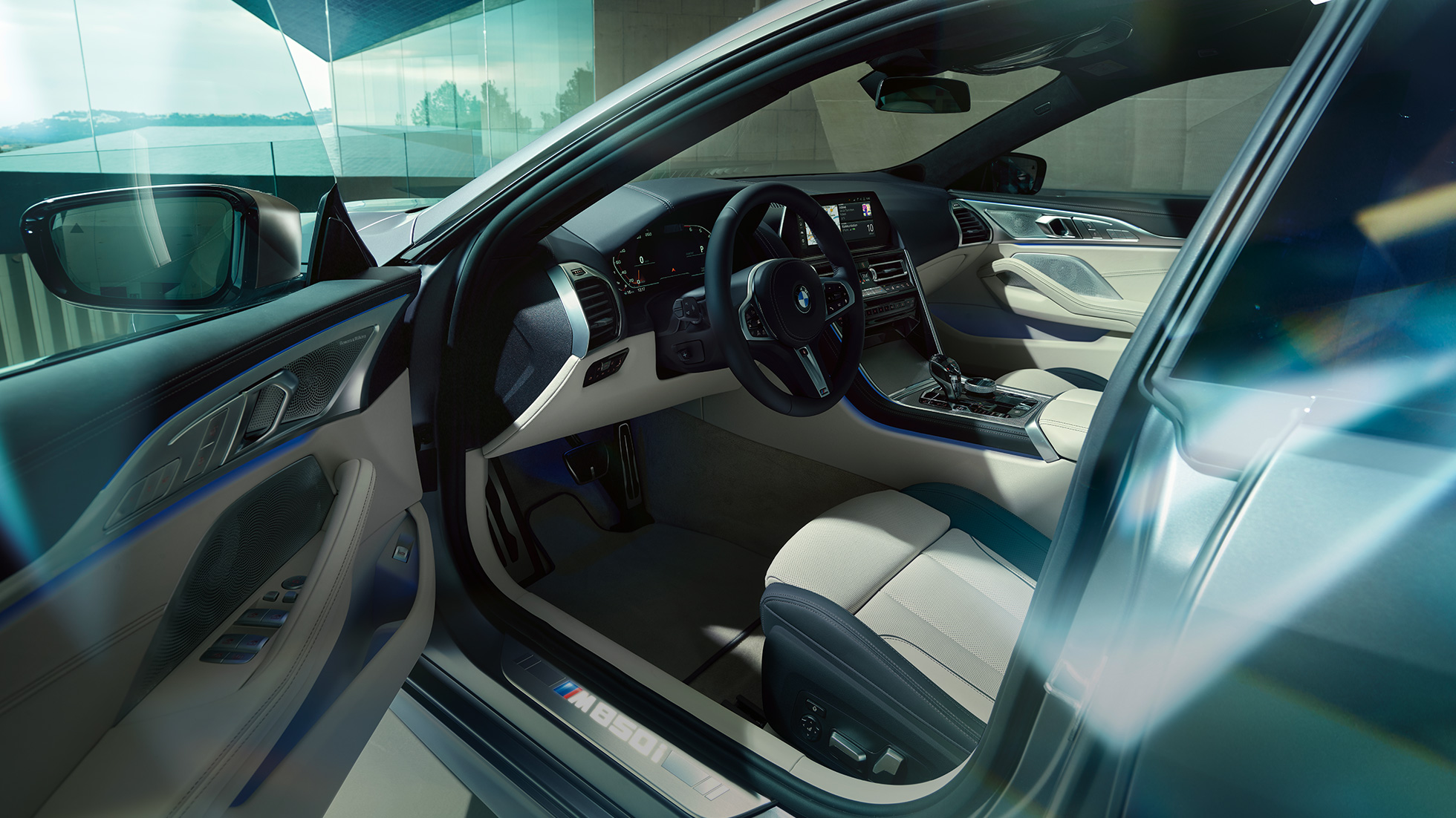 Cockpit BMW M850i xDrive Gran Coupé G16 Cockpit BMW M850i xDrive Gran Coupé abitacolo G16 2019 G16