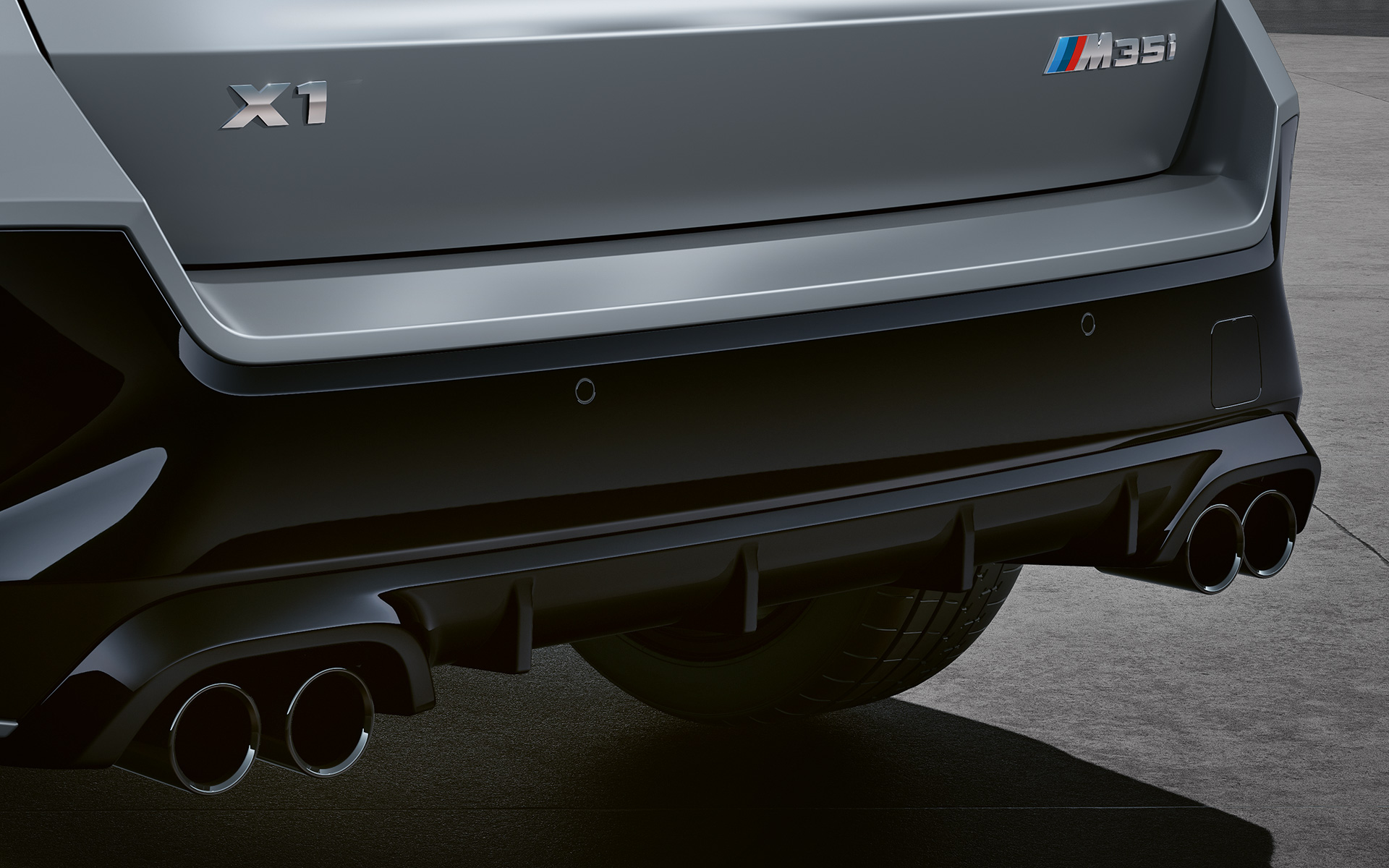 BMW X1 M35i xDrive Detail Endrohre BMW X1 M35i xDrive Exterieur Detail Endrohre