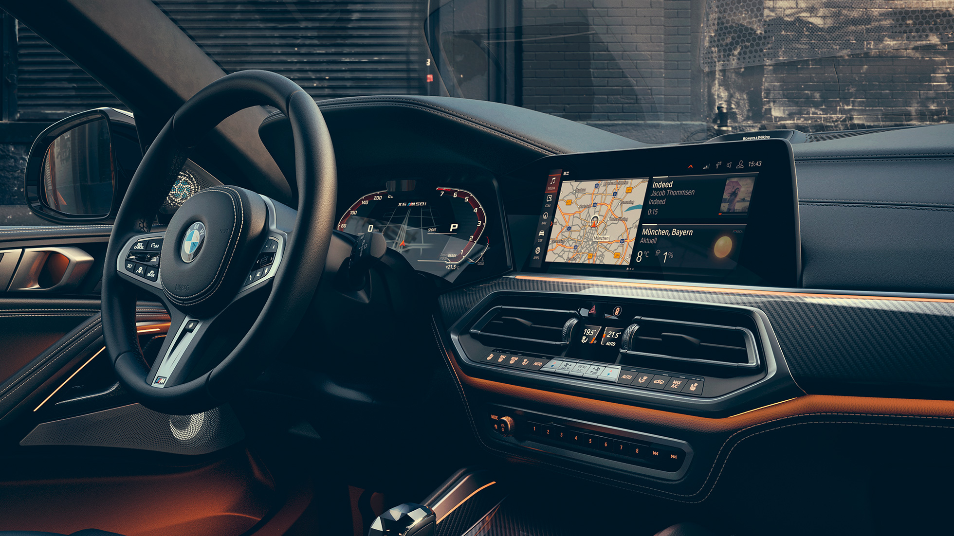 BMW X6 M50i Cockpit Cockpit della BMW X6 M50i orientato al guidatore