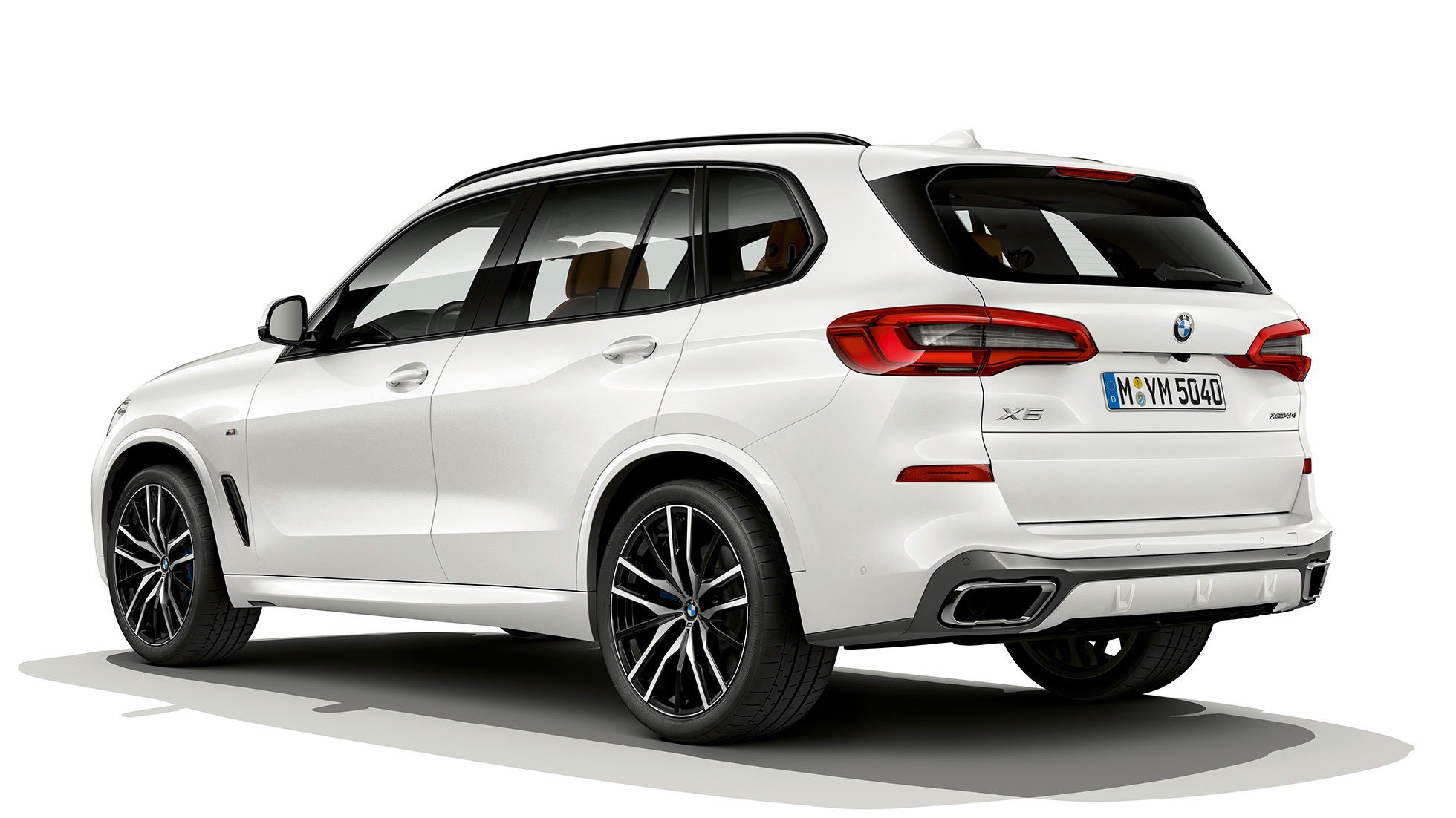 Modell M Sport BMW X5 xDrive40i Dreiviertel-Heckansicht G05 Modell M Sport BMW X5 xDrive40i G05 2018 Mineralweiss metallic Dreiviertel-Heckansicht