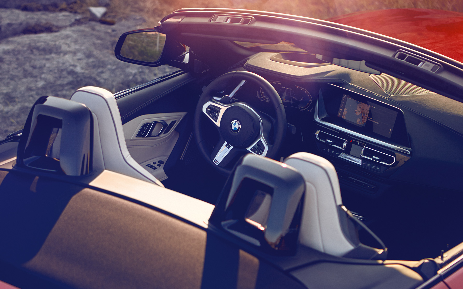 BMW Z4 Roadster (G29) Vogelperspektive auf Cockpit BMW Z4 Roadster (G29) Vogelperspektive auf Cockpit