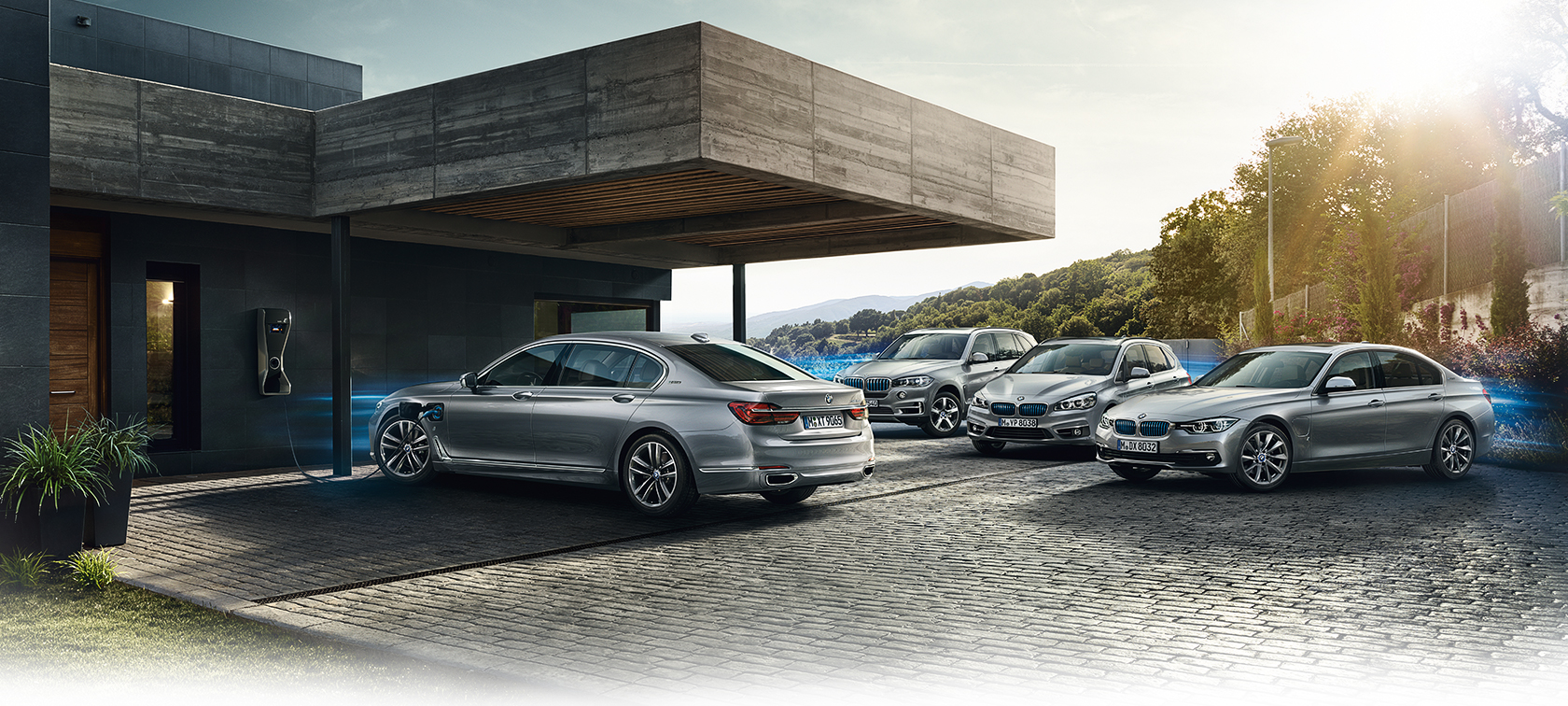 BMW iPerformance. Electrified by BMW i. BMW iPerformance. Electrified by BMW i.