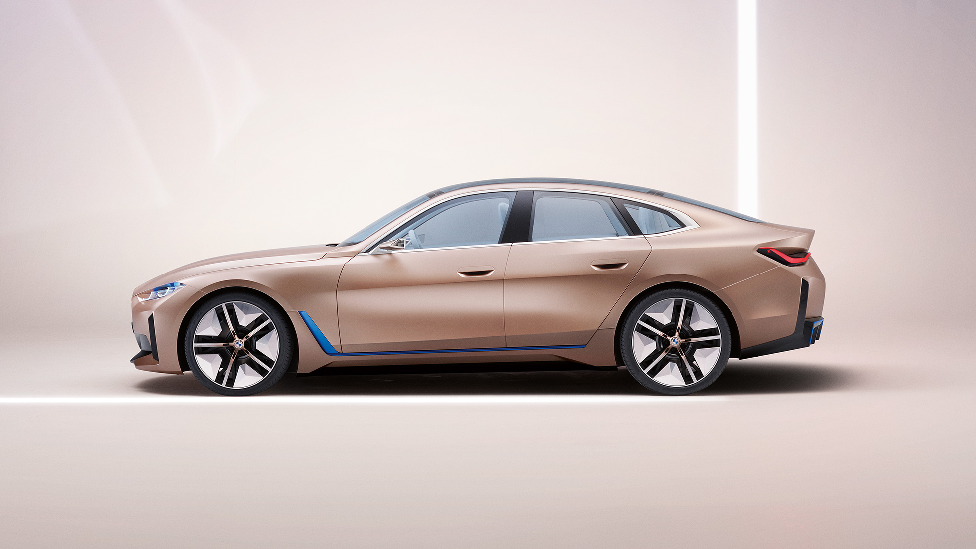 Esterni 3 della BMW Concept i4 2020 G26 Esterni 3 della BMW Concept i4 2020 G26 auto elettrica, BMW Gran Coupé completamente elettrica