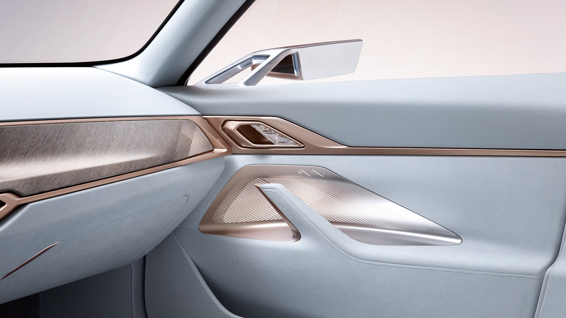 Interni 4 della BMW Concept i4 2020 G26 Interni 4 della BMW Concept i4 2020 G26 auto elettrica, BMW Gran Coupé completamente elettrica primo piano della portiera con retrovisore esterno