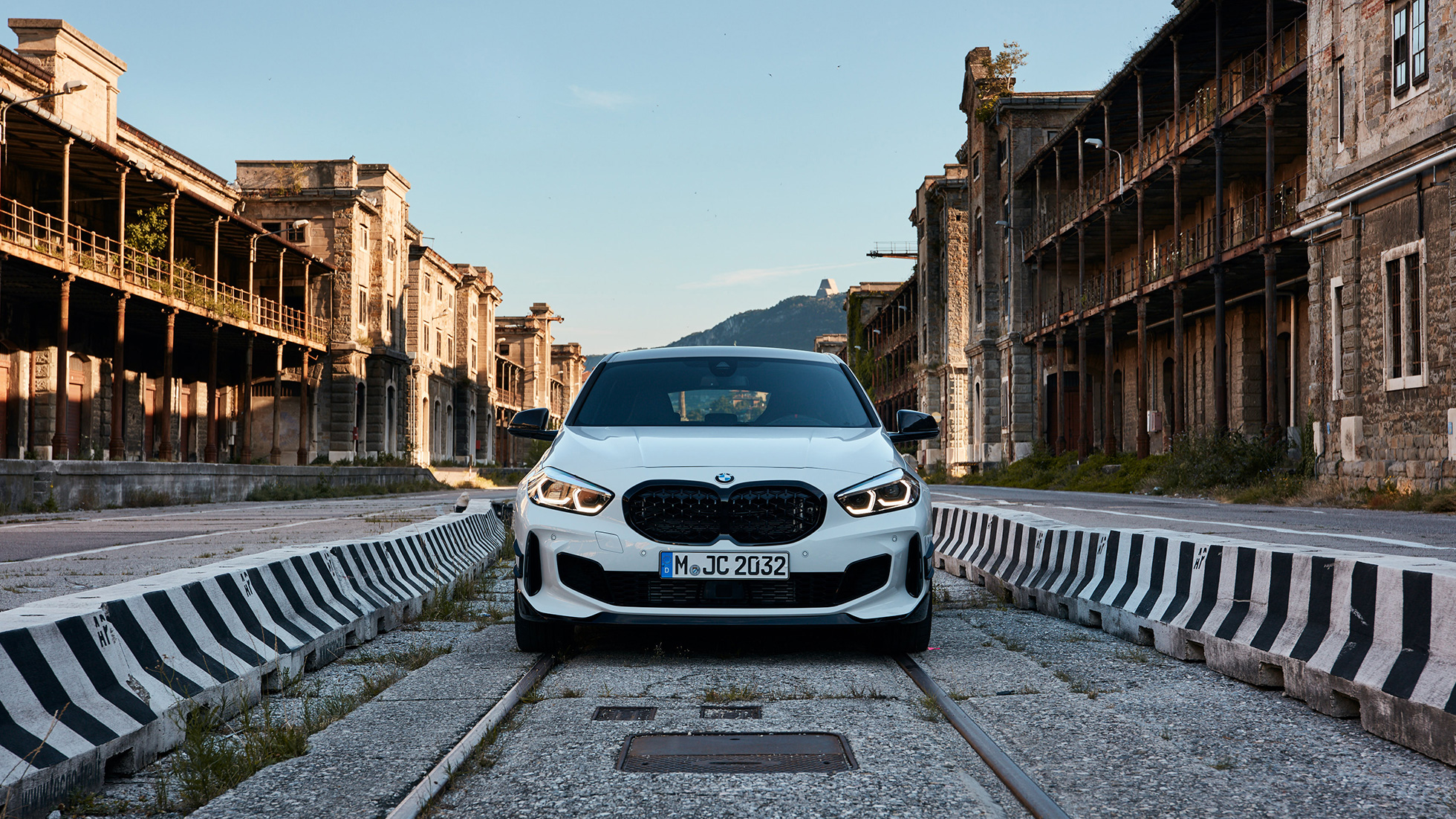 BMW M135i xDrive M Performance design 07 BMW Série 1 BMW M135i xDrive M Performance design 07