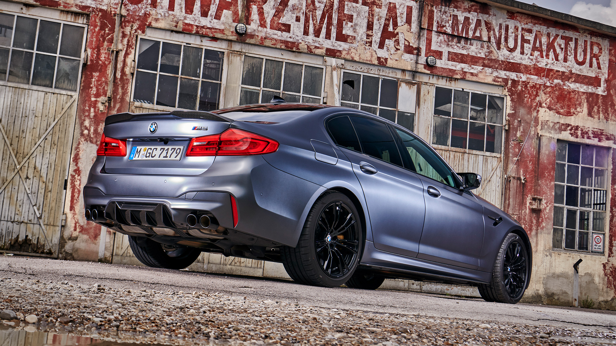 Becquet arrière en carbone pro BMW M Performance Becquet arrière en carbone pro design BMW M Performance