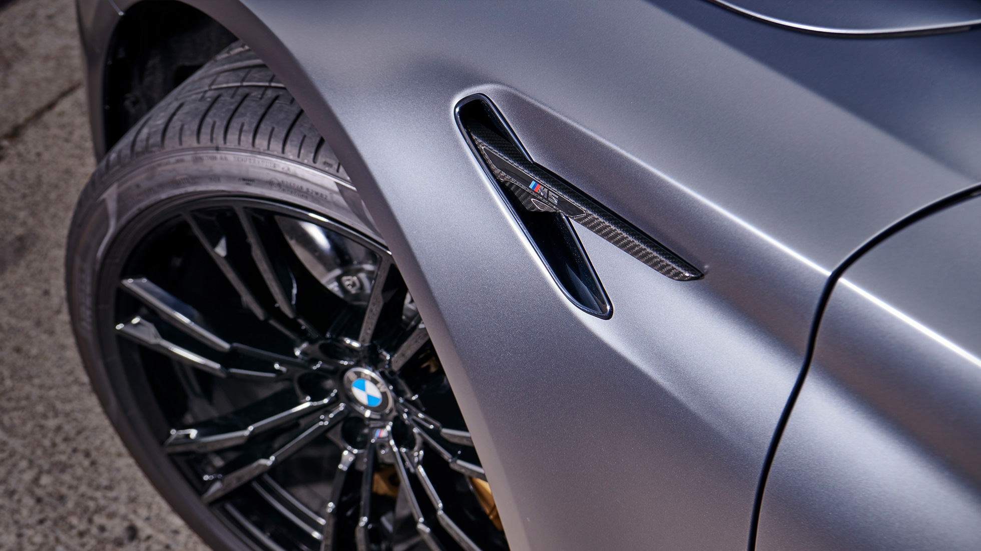 BMW Air Breather avec traverses décoratives en carbone M Performance BMW Air Breather avec traverses décoratives en carbone design BMW M Performance