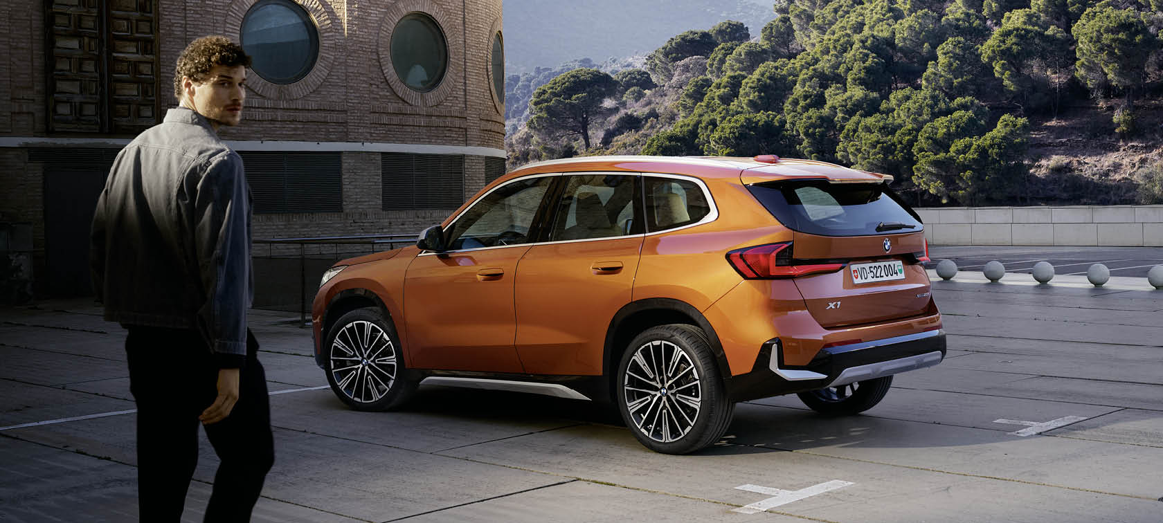 BMW X1 (U11) : Modèles, caractéristiques techniques, hybrides et prix