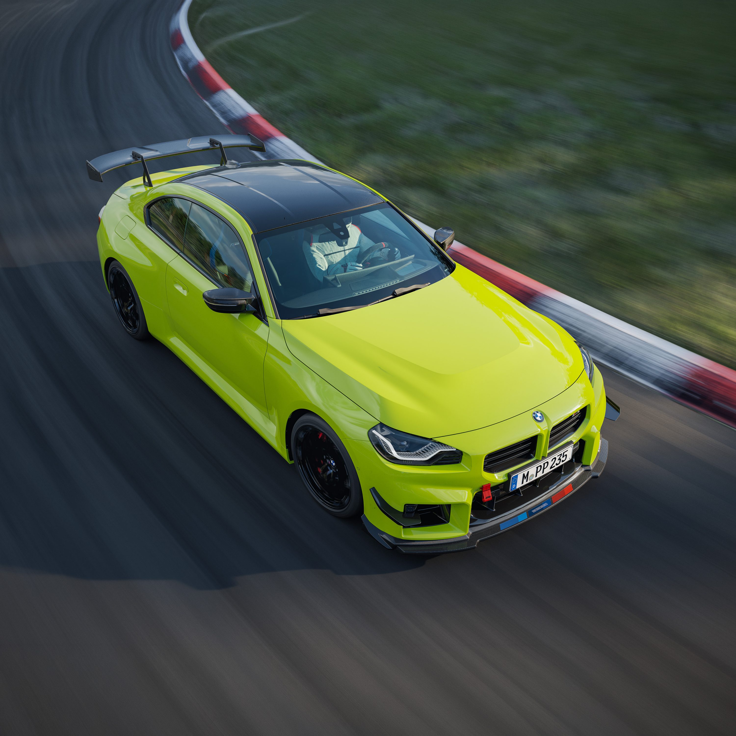 BMW M2 mit M Performance Track Kit