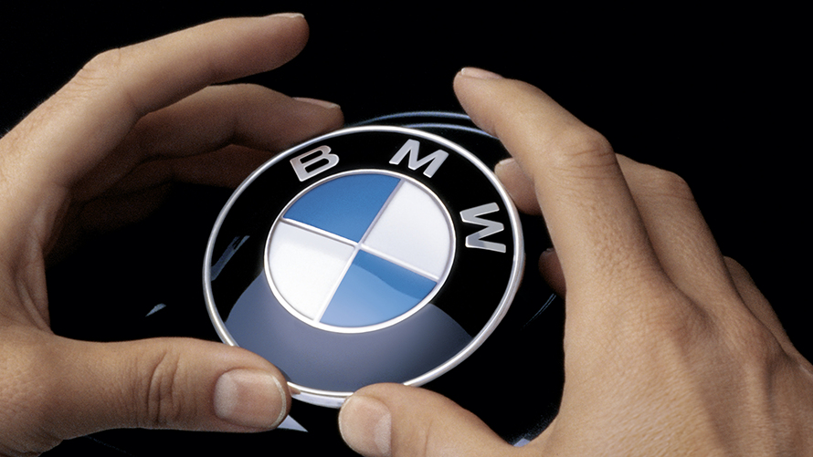 Von der Zukunft reden alle. Sie entwickeln Sie mit: im Team der BMW (Schweiz) AG. Sie können bei uns aus zahlreichen Angeboten wählen, als Praktikant/in, Auszubildende/r, als Berufsanfänger/in oder als Profi. Bewerben Sie sich bei uns und werden auch Sie Teil des Erfolgs.