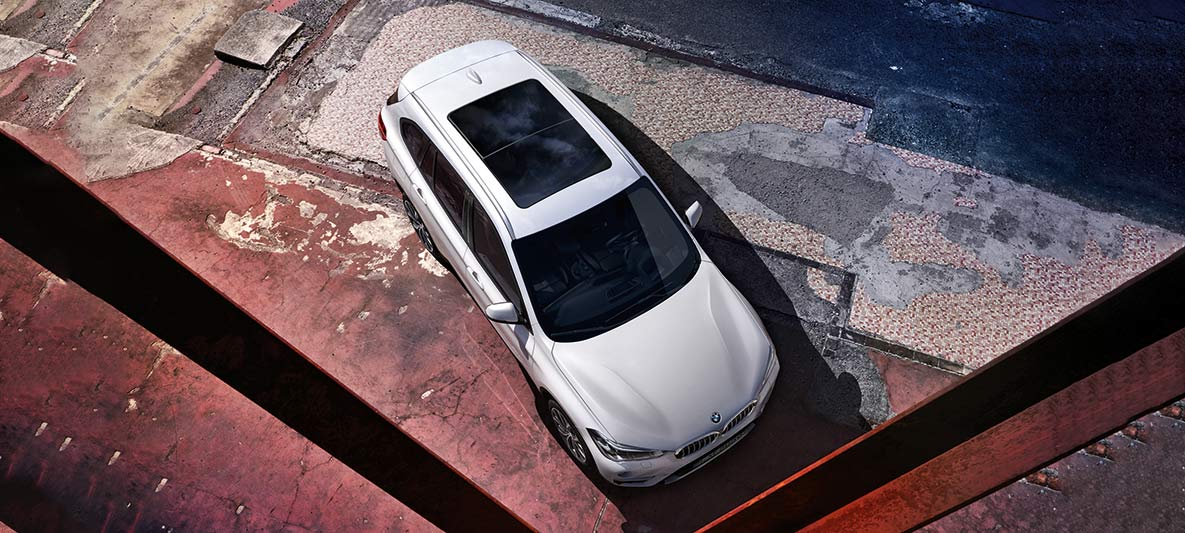 BMW X1 White von oben